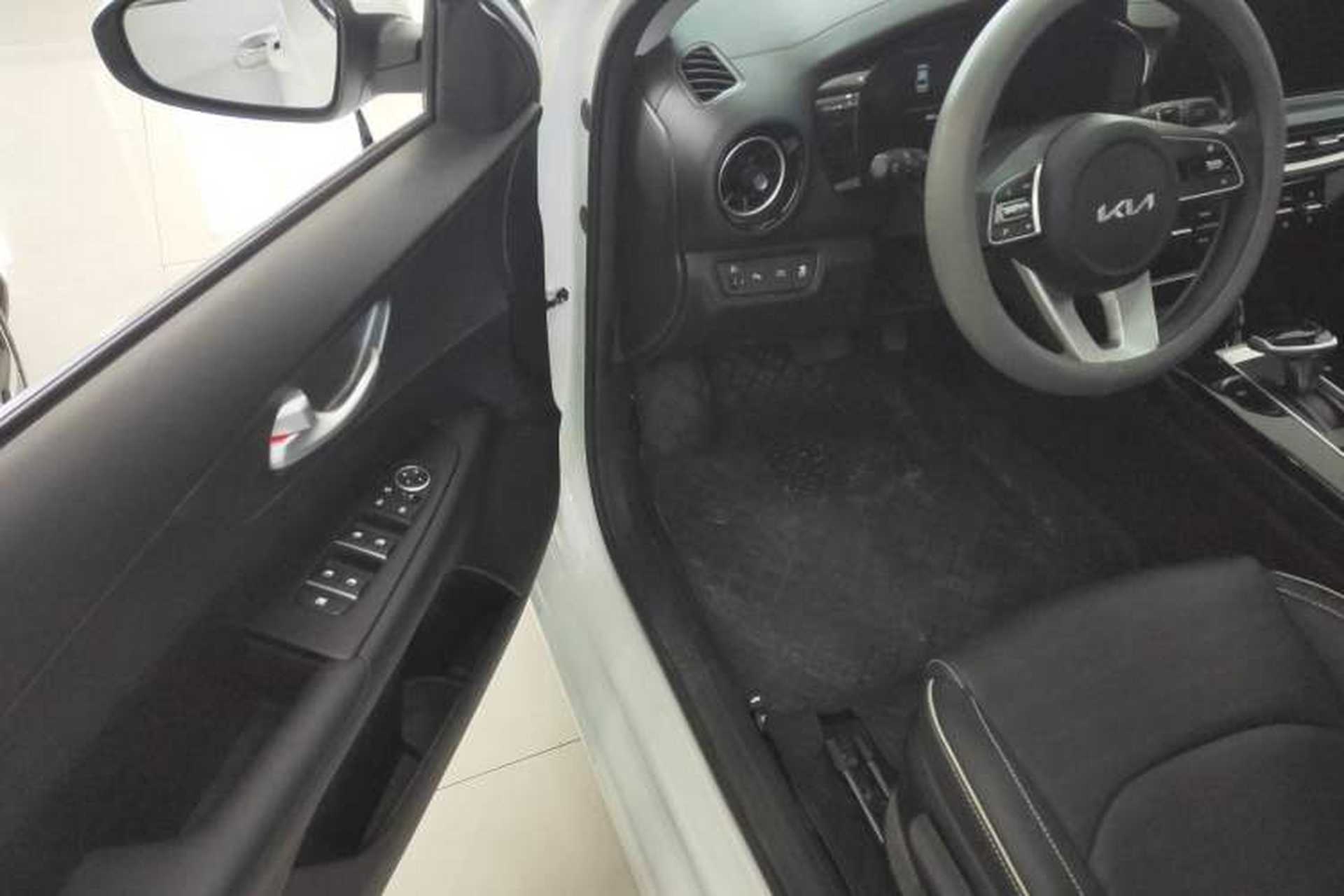 Used Kia K3 2024 1.5L CVT Comfort Plus Edition Driver Seat