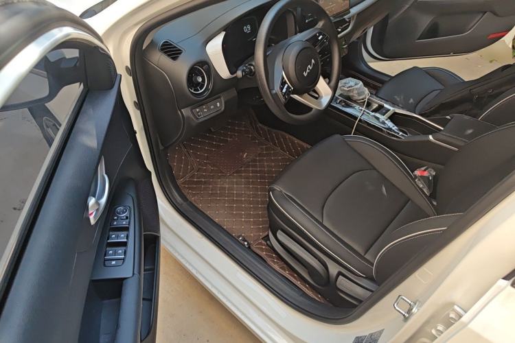 Used Kia K3 2024 1.5L CVT Comfort Plus Edition Driver Seat