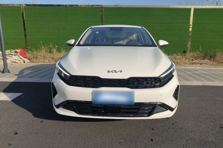 Used Kia K3 2024 1.5L CVT Luxury Smart Edition Exterior 2