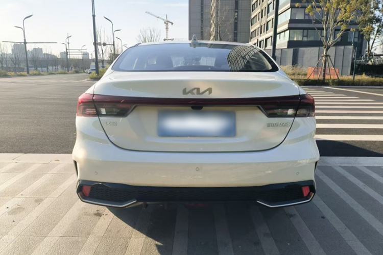 Used Kia K3 2024 1.5L CVT Luxury Smart Edition Exterior 4