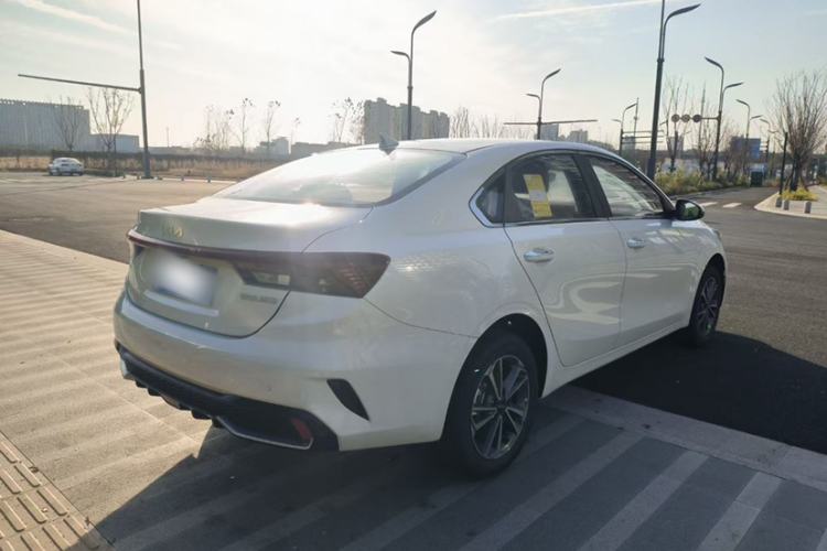 Used Kia K3 2024 1.5L CVT Luxury Smart Edition Exterior 5
