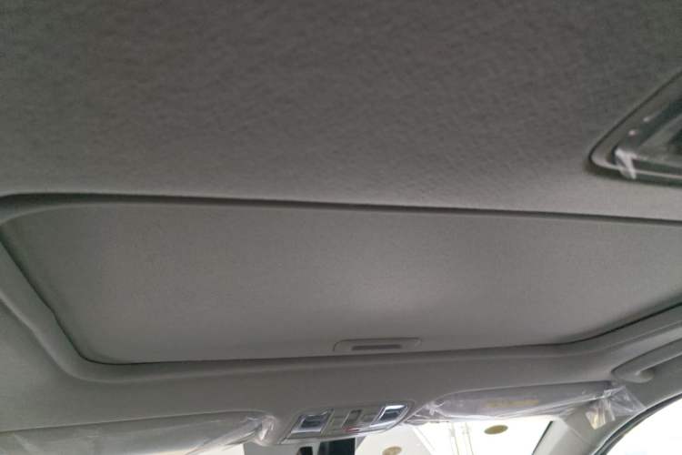 Used Kia K3 2024 1.5L CVT Luxury Smart Edition Headliner