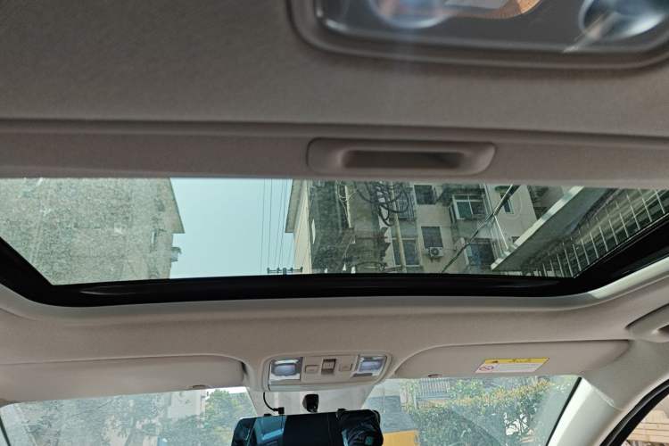 Used Kia K3 2024 1.5L CVT Comfort Plus Edition Headliner