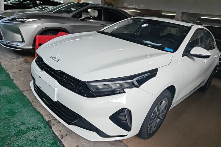 Used Kia K3 2024 1.5L CVT Comfort Plus Edition Guazi used car, China used car export, Used car for sale, Used cars, Cheapest cars for sale