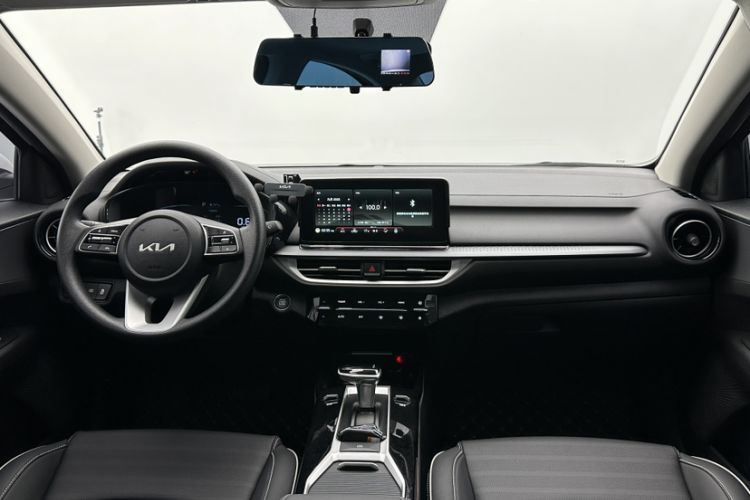 Used Kia K3 2024 1.5L CVT Comfort Plus Edition Interior 1