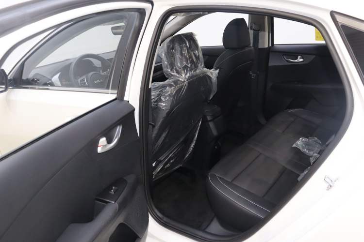 Used Kia K3 2024 1.5L CVT Comfort Plus Edition Interior 2