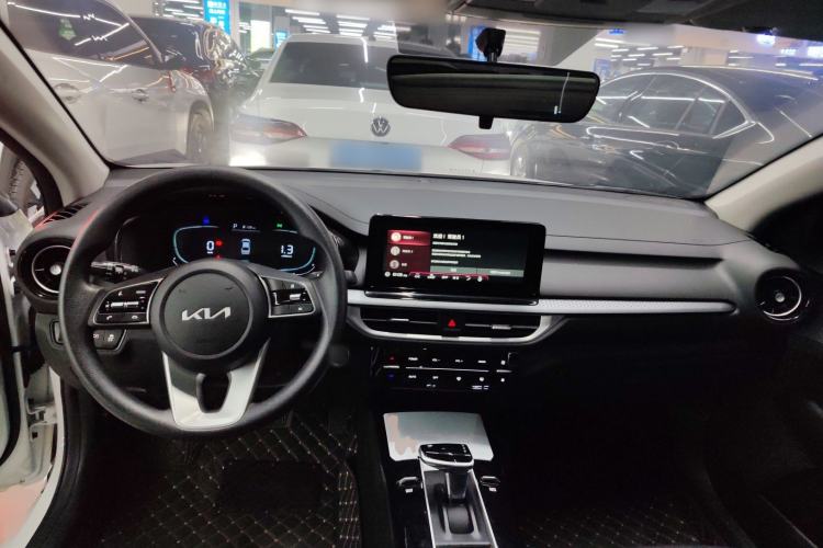 Used Kia K3 2024 1.5L CVT Comfort Plus Edition Interior 2