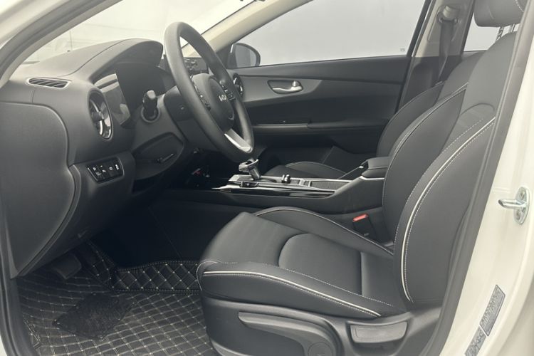 Used Kia K3 2024 1.5L CVT Comfort Plus Edition Interior 3