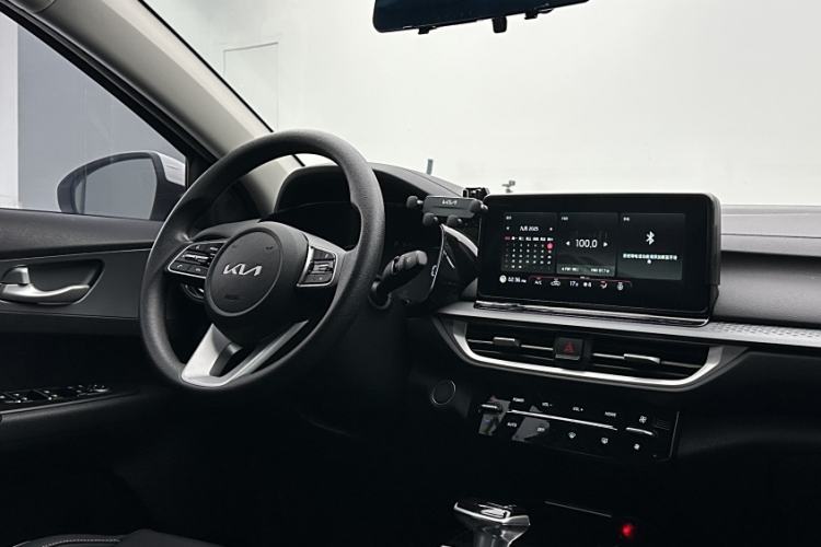 Used Kia K3 2024 1.5L CVT Comfort Plus Edition Interior 4