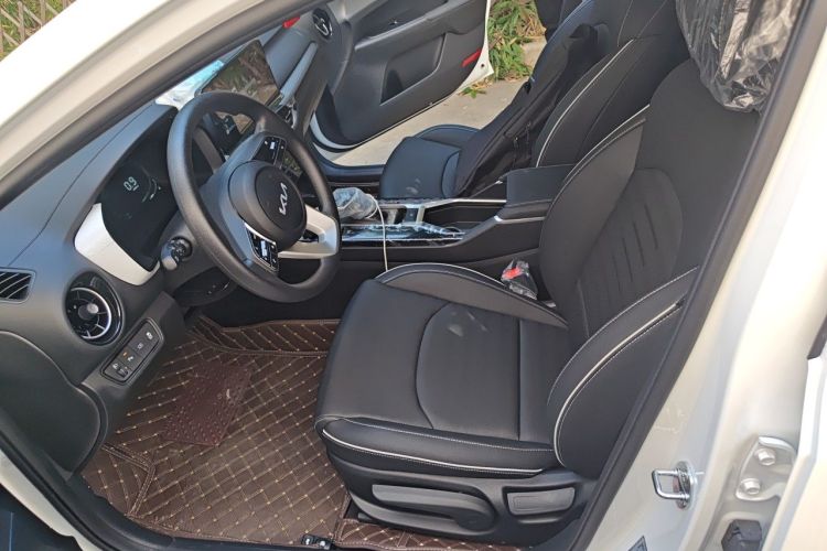 Used Kia K3 2024 1.5L CVT Comfort Plus Edition Left Front Seat