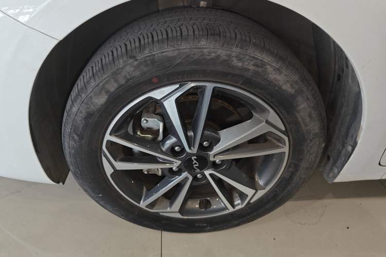 Used Kia K3 2024 1.5L CVT Comfort Plus Edition Left Front Wheel Hub