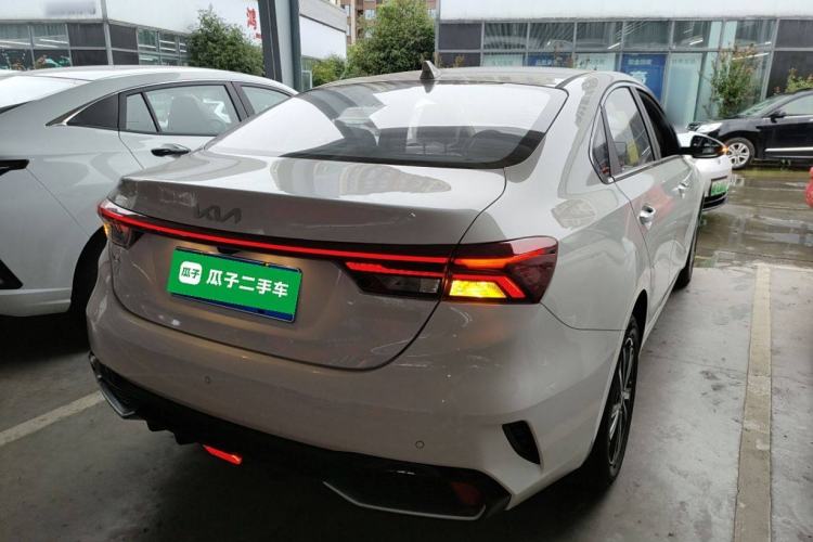 Used Kia K3 2024 1.5L CVT Luxury Smart Edition Rear Right 45 Deg