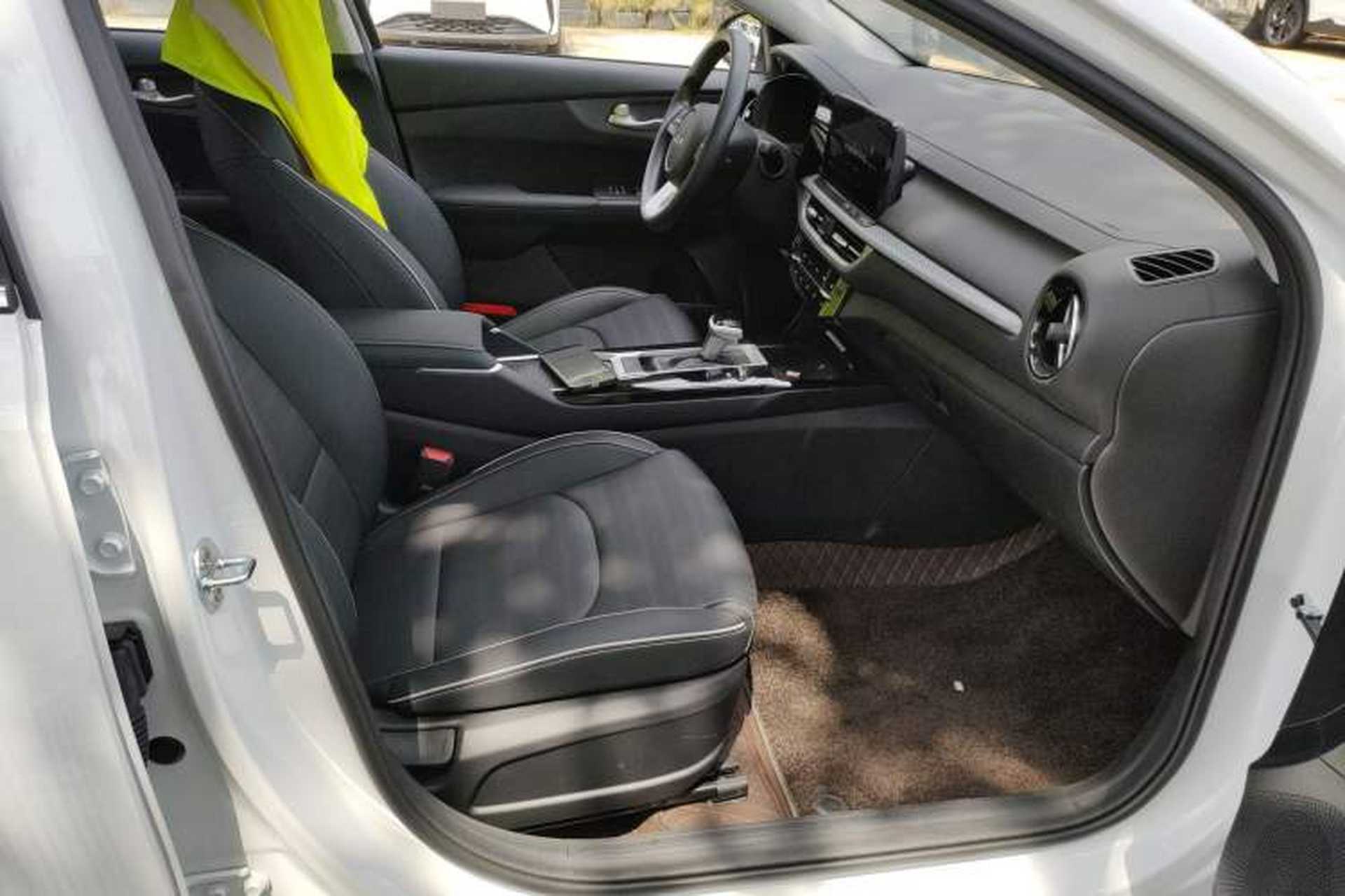 Used Kia K3 2024 1.5L CVT Comfort Plus Edition Right Front Seat