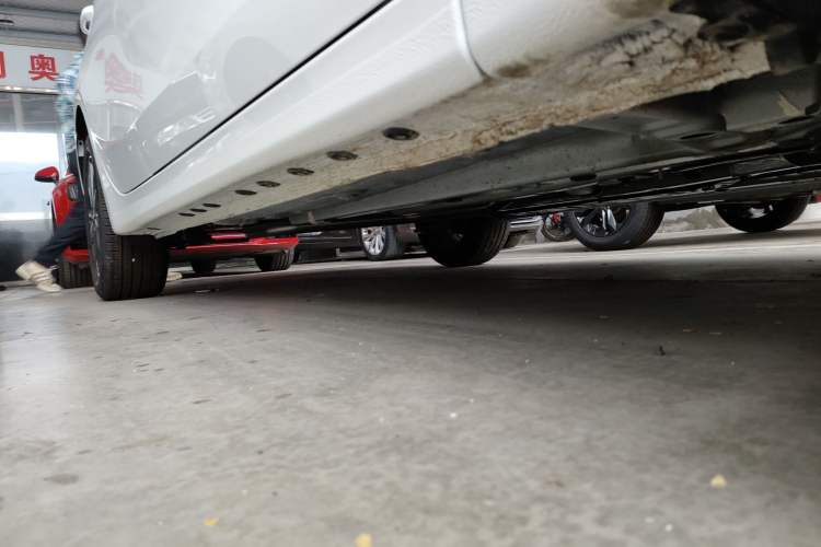 Used Kia K3 2024 1.5L CVT Luxury Smart Edition Right Side Sill