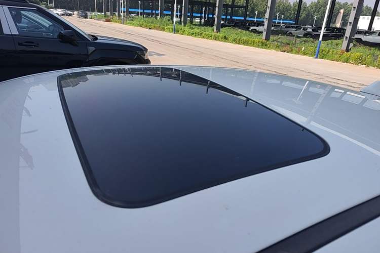Used Kia K3 2024 1.5L CVT Luxury Smart Edition Roof