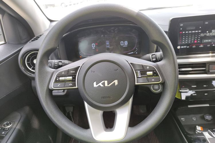 Used Kia K3 2024 1.5L CVT Comfort Plus Edition Steering Wheel
