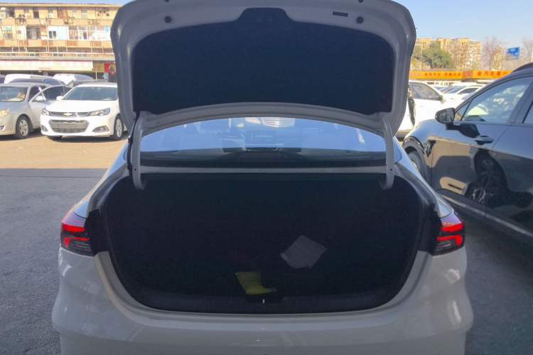 Used Kia K3 2024 1.5L CVT Luxury Smart Edition Trunk