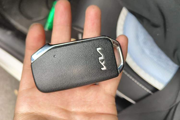 Used Kia K3 2024 1.5L CVT Luxury Smart Edition Vehicle Key