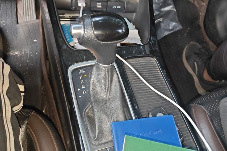 Used Kia K3 (Kai Shen) 2017 1.8L Automatic GLS Gear Lever
