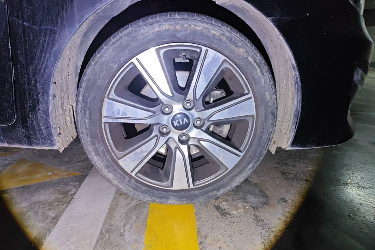 Used Kia K3 (Kai Shen) 2017 1.6T Automatic GLS Right Front Wheel Hub