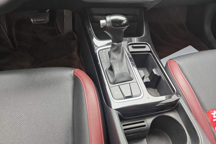 Used Kia K3 (Kai Shen) 2017 1.6T Automatic GLS Gear Lever