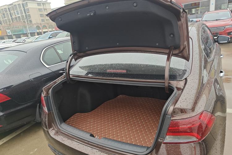 Used Kia K3 (Kai Shen) 2017 1.6T Automatic GLS Trunk