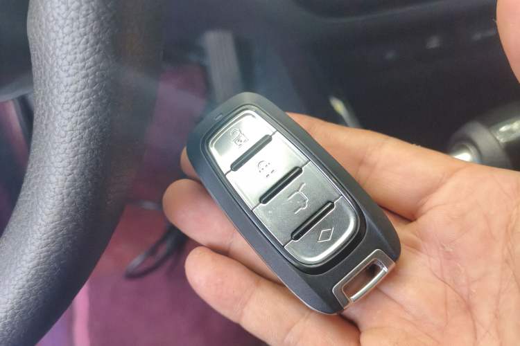 Used Kia K3 (Kai Shen) 2017 1.8L Automatic GLS Vehicle Key
