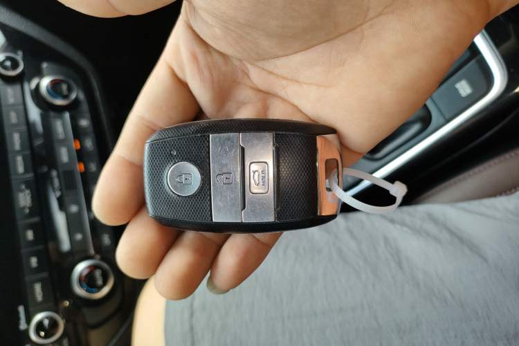 Used Kia K3 (Kai Shen) 2017 1.8L Automatic GLS Vehicle Key