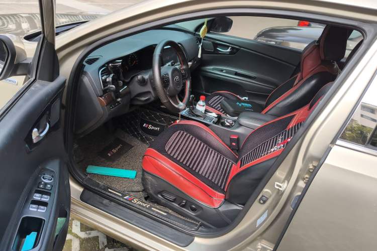 Used Kia K3 (Kai Shen) 2017 1.8L Automatic DLX Driver Seat