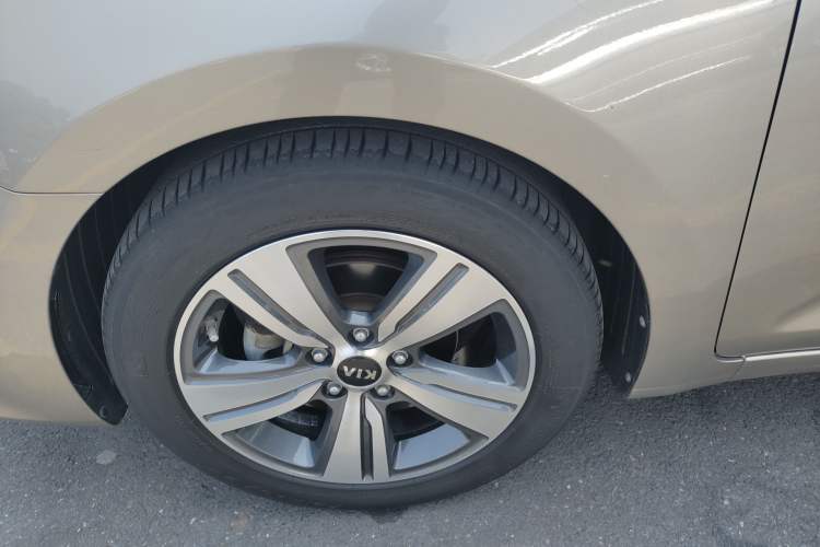 Used Kia K3 (Kai Shen) 2017 1.8L Automatic GLS Exterior 4
