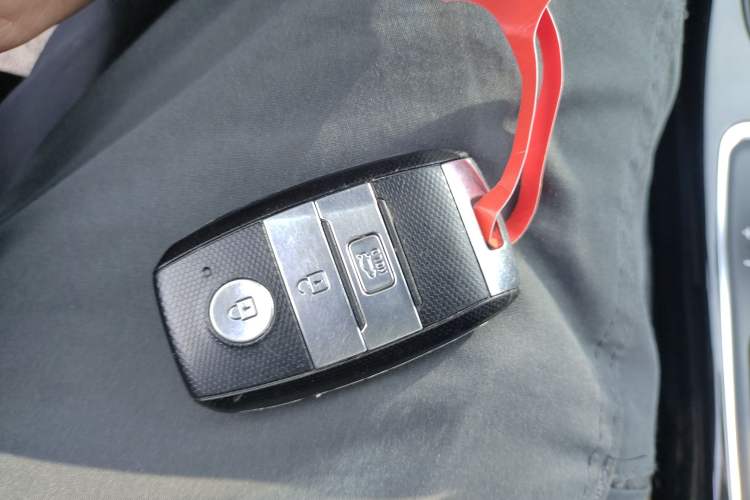 Used Kia K3 (Kai Shen) 2017 1.8L Automatic GLS Interior 1
