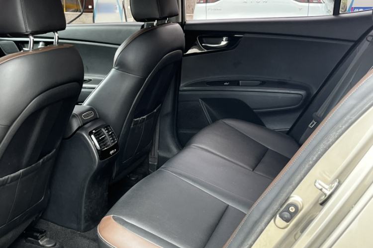 Used Kia K3 (Kai Shen) 2017 1.8L Automatic DLX Interior 3