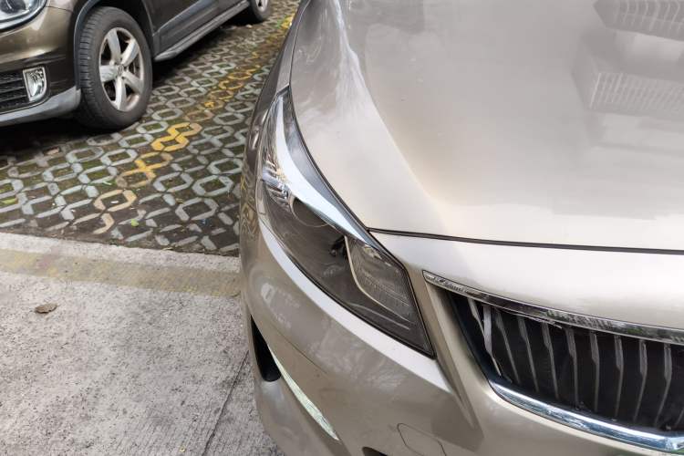 Used Kia K3 (Kai Shen) 2017 1.8L Automatic DLX Right Front Headlight