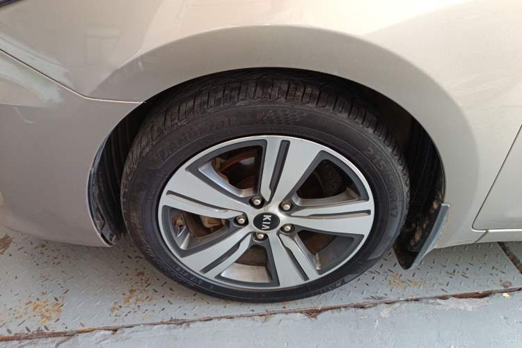 Used Kia K3 (Kai Shen) 2017 1.8L Automatic DLX Exterior 7