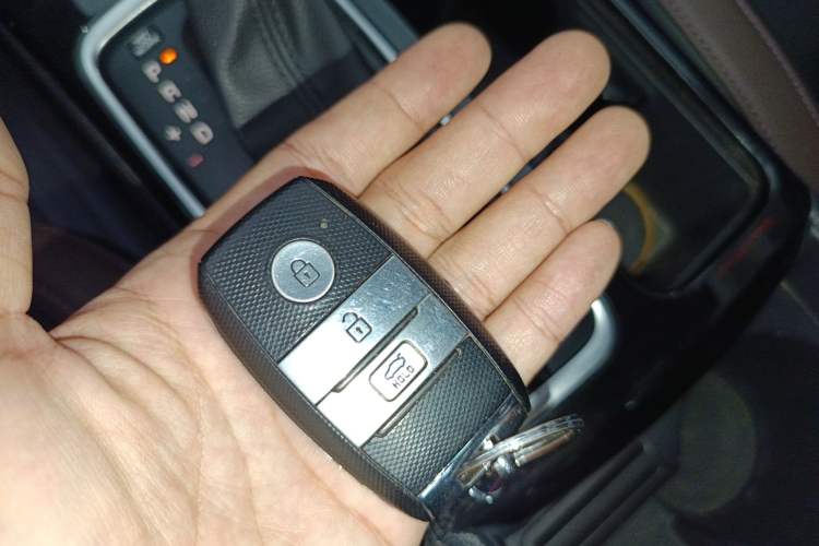 Used Kia K3 (Kai Shen) 2017 1.8L Automatic DLX Interior 1