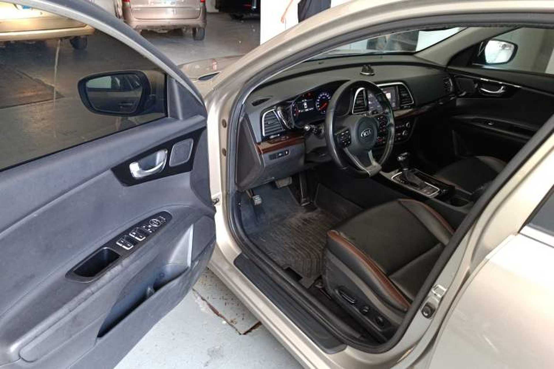 Used Kia K3 (Kai Shen) 2017 1.8L Automatic DLX Interior 3
