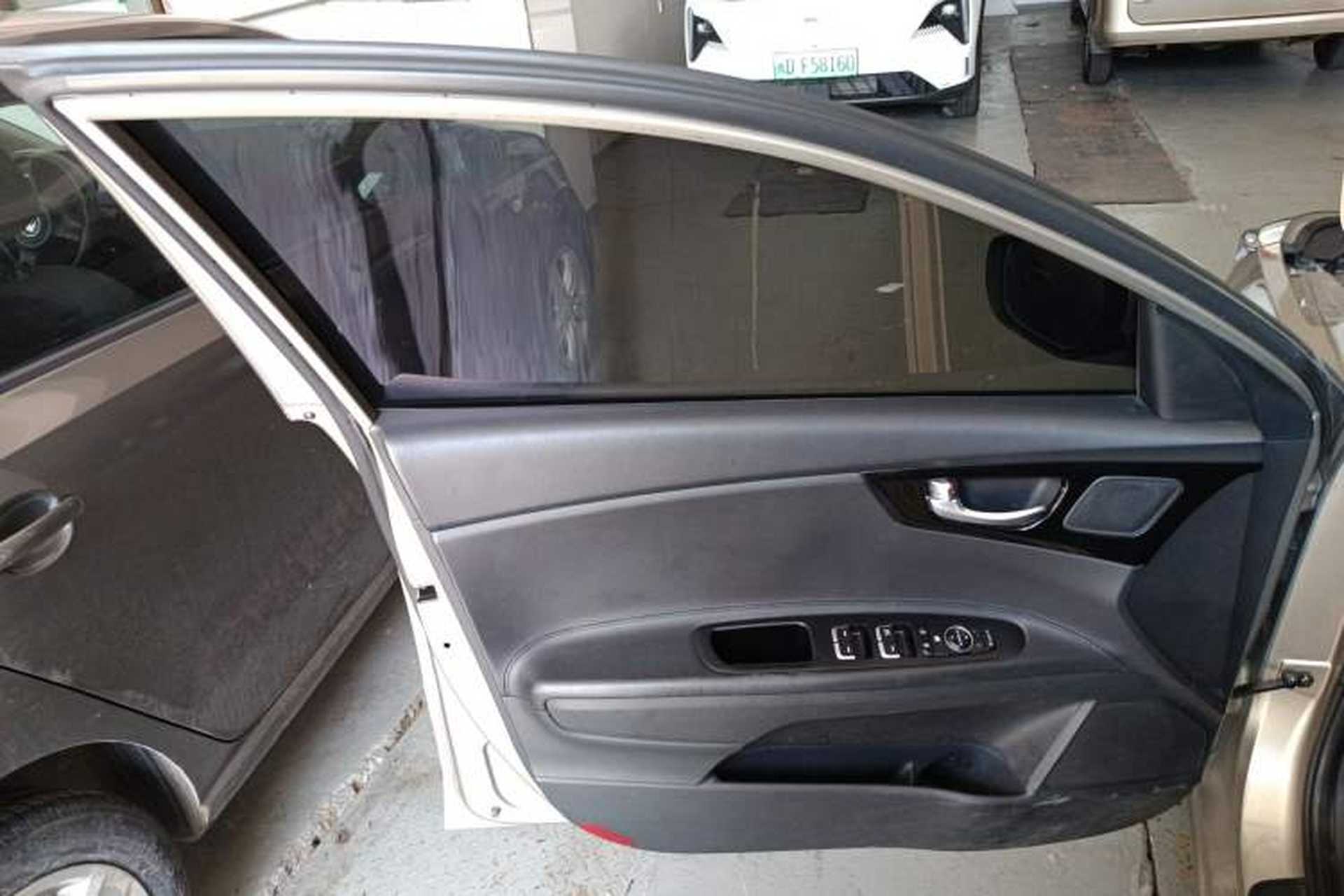 Used Kia K3 (Kai Shen) 2017 1.8L Automatic DLX Interior 7