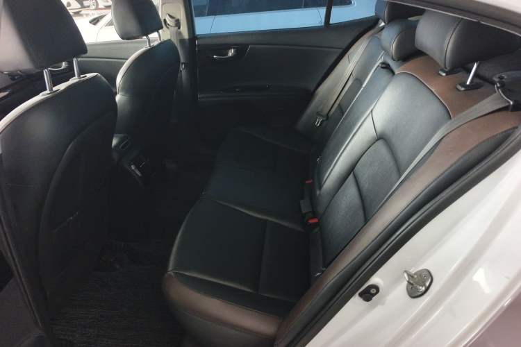 Used Kia K3 (Kai Shen) 2017 1.8L Automatic DLX Left Rear Seat