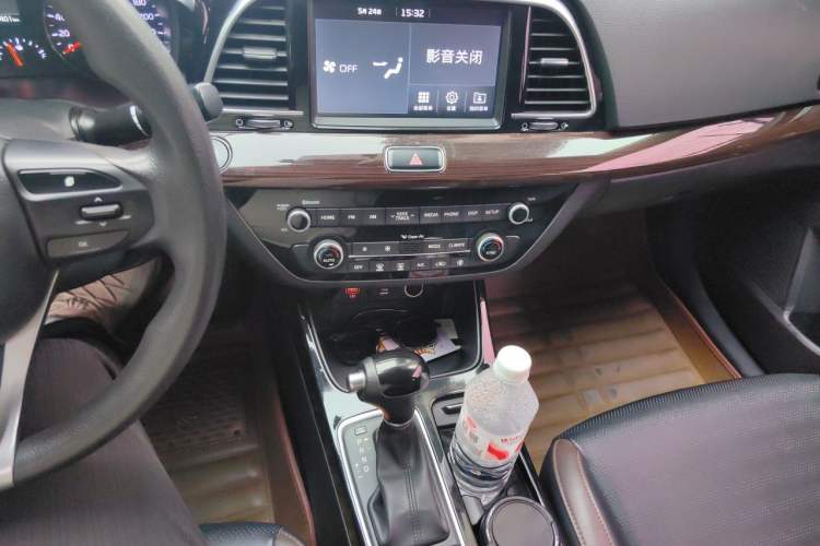 Used Kia K3 (Kai Shen) 2017 1.8L Automatic GLS Audio And AC Panel