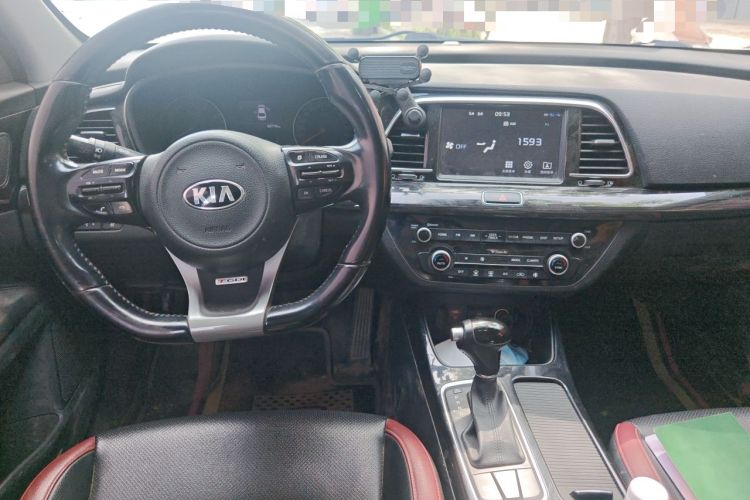 Used Kia K3 (Kai Shen) 2017 1.6T Automatic GLS Center Console