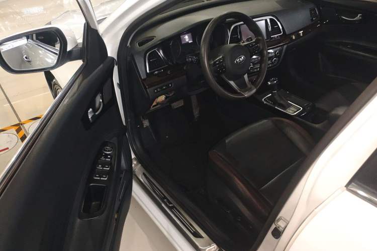 Used Kia K3 (Kai Shen) 2017 1.8L Automatic GLS Driver Seat