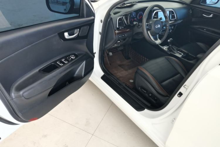 Used Kia K3 (Kai Shen) 2017 1.8L Automatic GLS Driver Seat