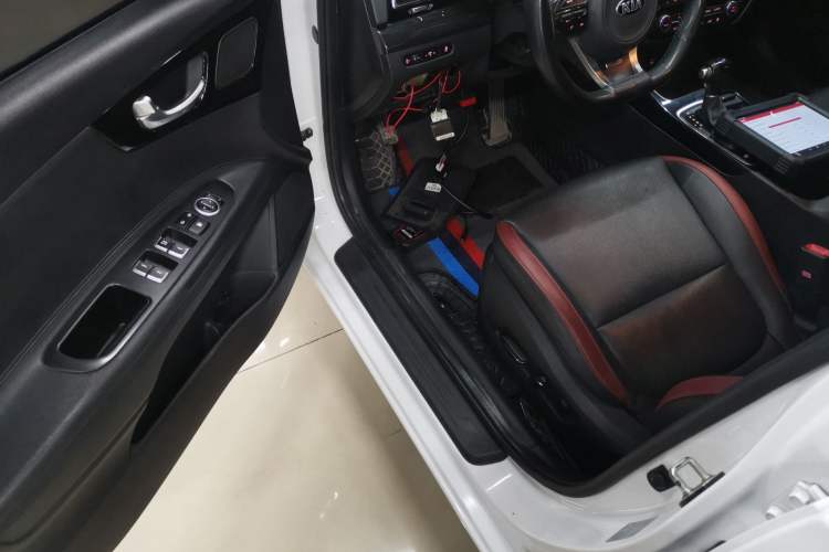 Used Kia K3 (Kai Shen) 2017 1.6T Automatic GLS Driver Seat
