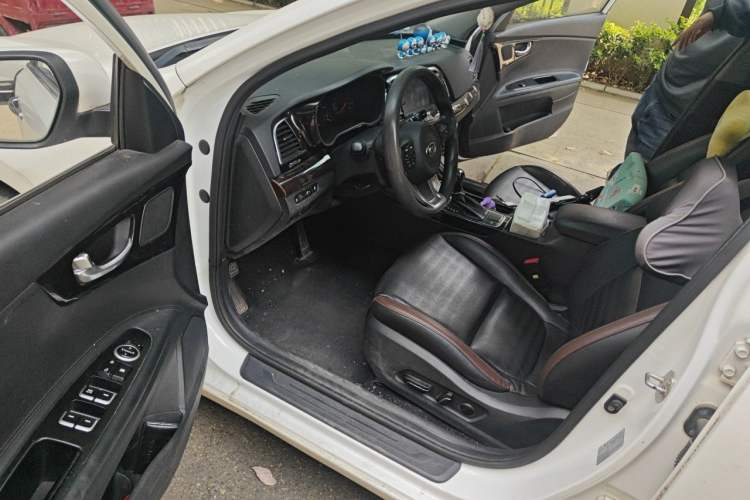 Used Kia K3 (Kai Shen) 2017 1.8L Automatic GLS Driver Seat