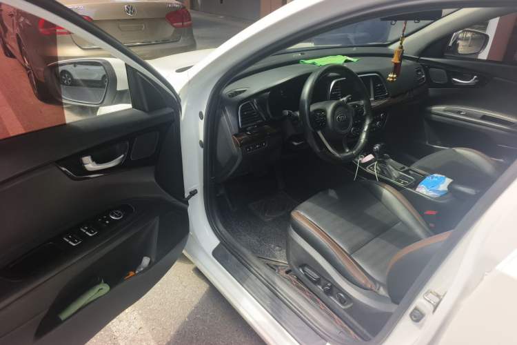 Used Kia K3 (Kai Shen) 2017 1.8L Automatic GLS Driver Seat