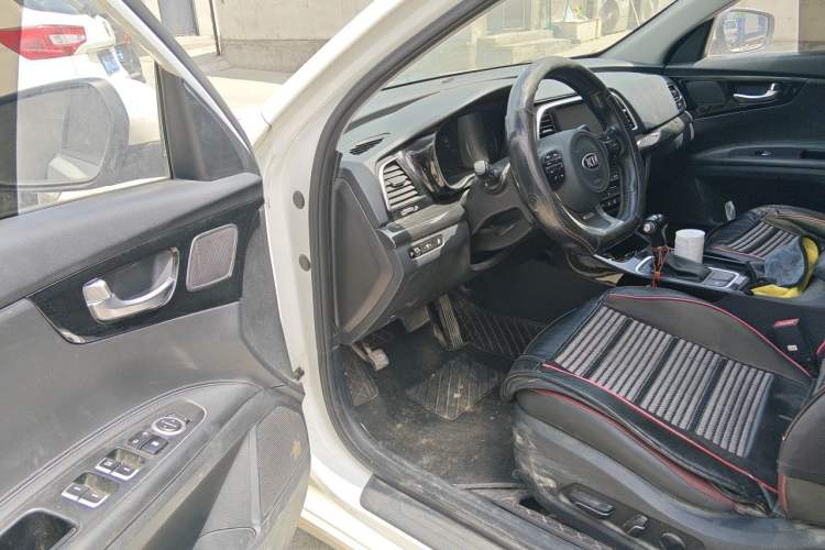 Used Kia K3 (Kai Shen) 2017 1.6T Automatic GLS Driver Seat