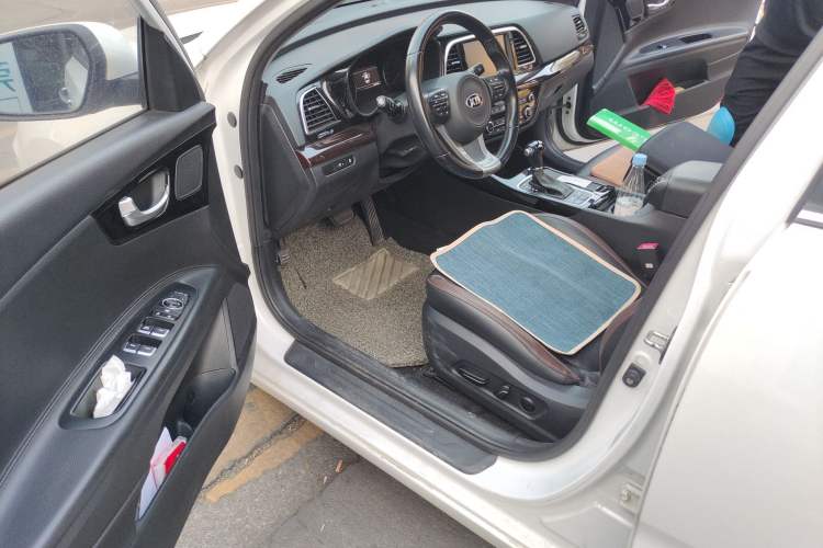 Used Kia K3 (Kai Shen) 2017 1.8L Automatic DLX Driver Seat