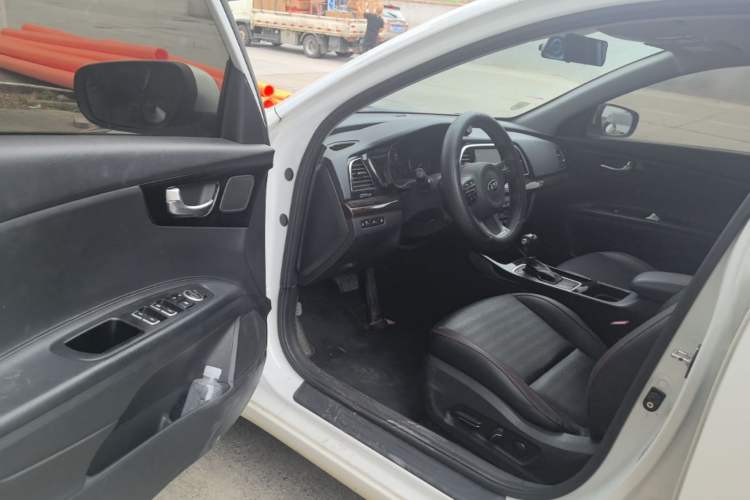 Used Kia K3 (Kai Shen) 2017 1.8L Automatic GLS Driver Seat