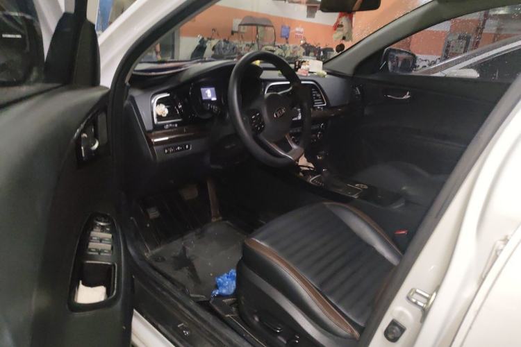 Used Kia K3 (Kai Shen) 2017 1.8L Automatic GLS Driver Seat