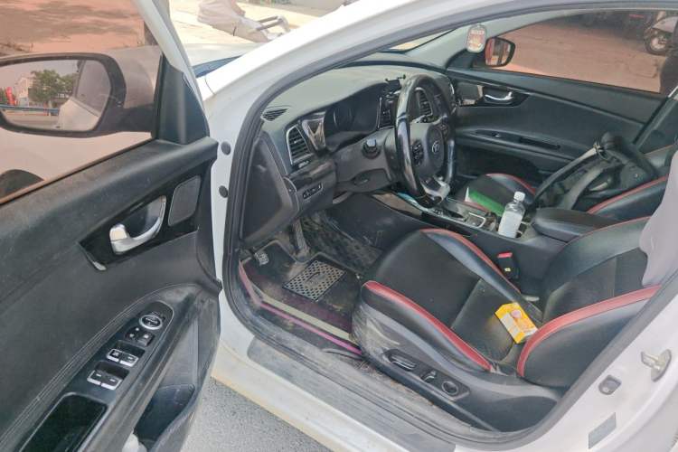Used Kia K3 (Kai Shen) 2017 1.6T Automatic GLS Driver Seat